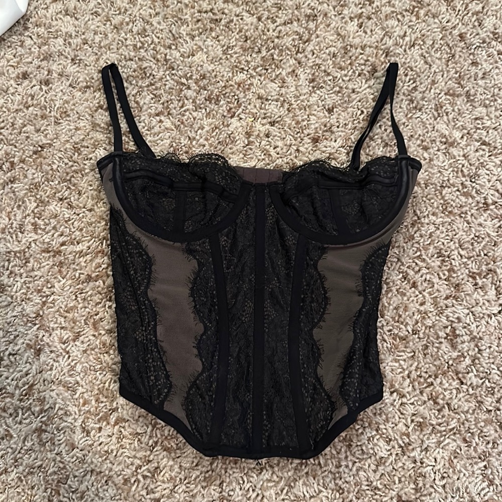 Urban corset